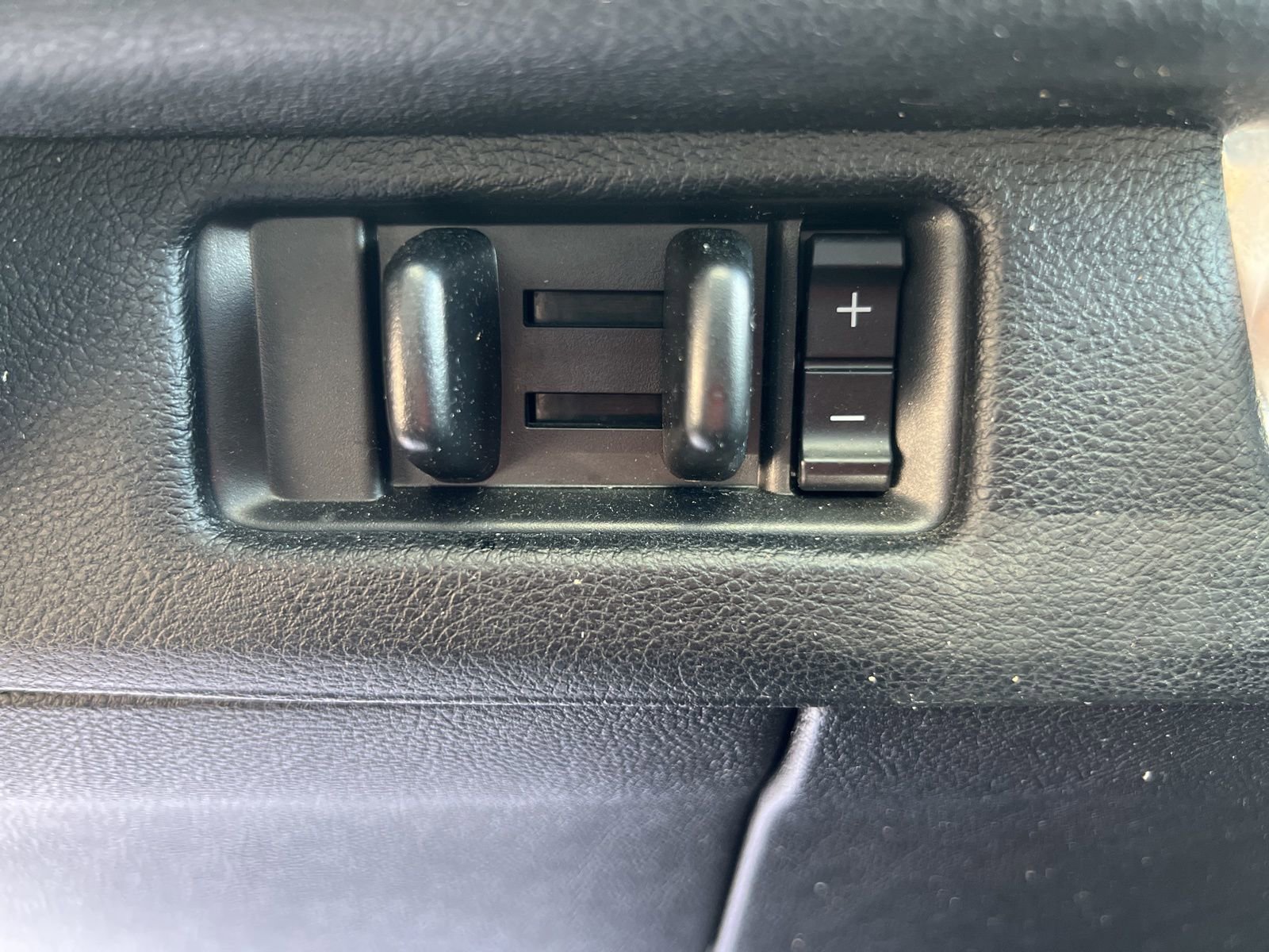 Used 2021 Lincoln Navigator Reserve image 22