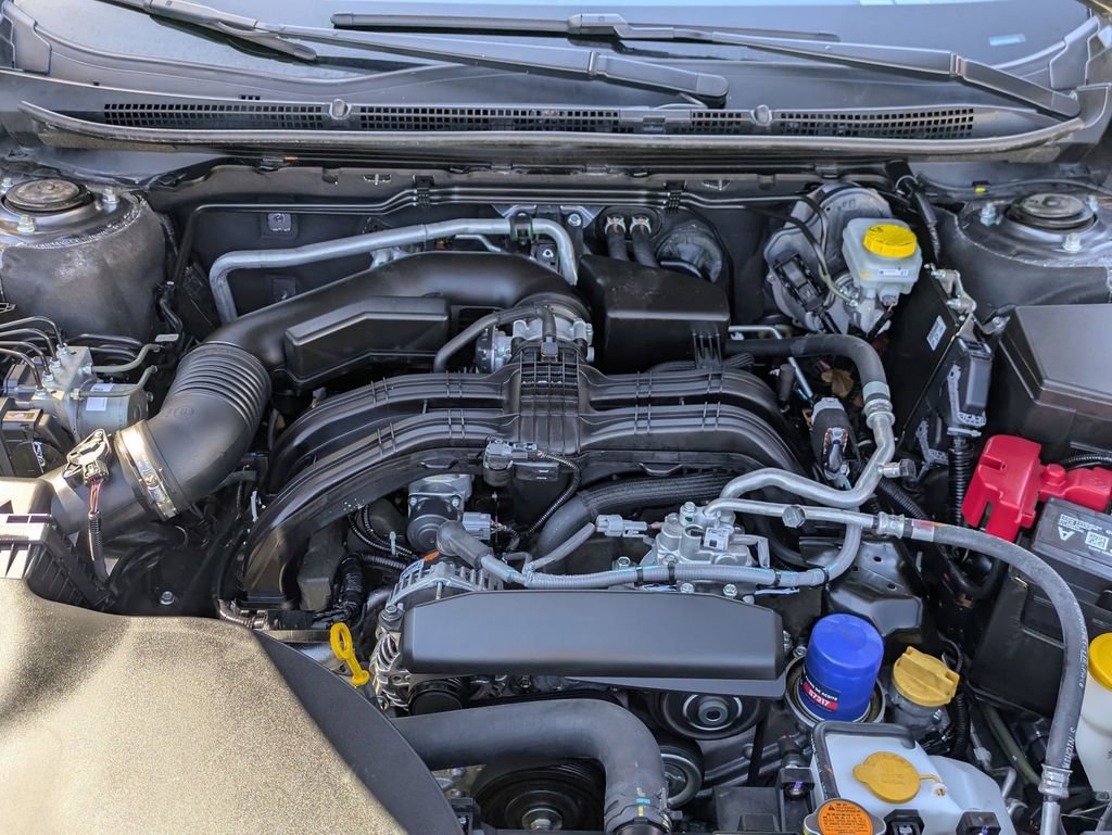 Used 2025 Subaru Outback Premium image 30