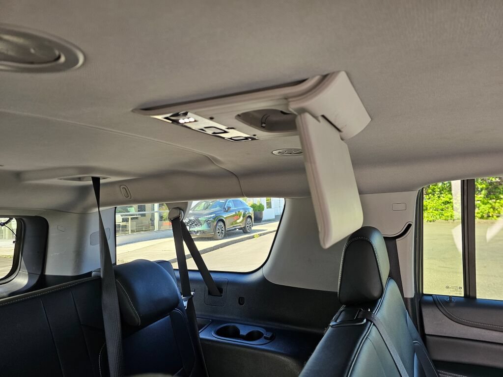 Used 2019 GMC Yukon XL SLT AWD/4WD image 19