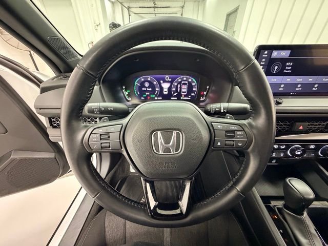 Used 2023 Honda Accord Sport image 11