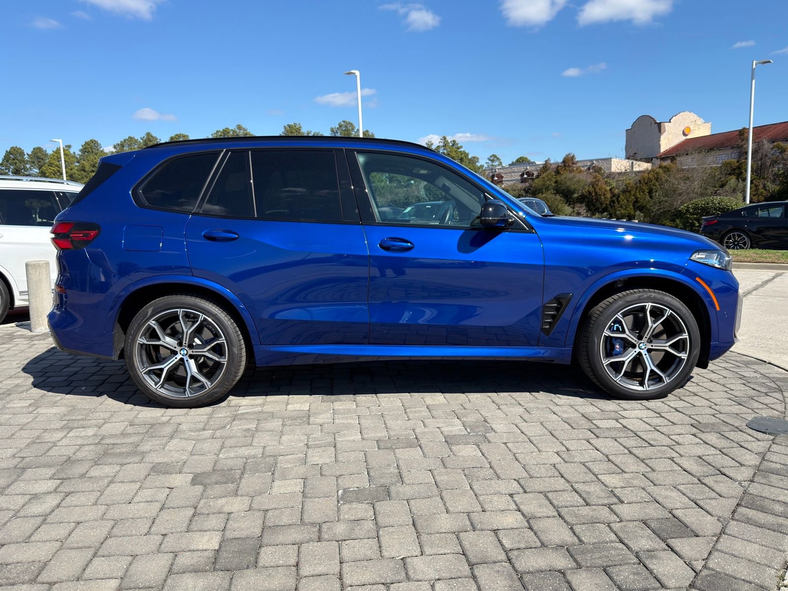 Certified 2025 BMW X5 M60i image 8
