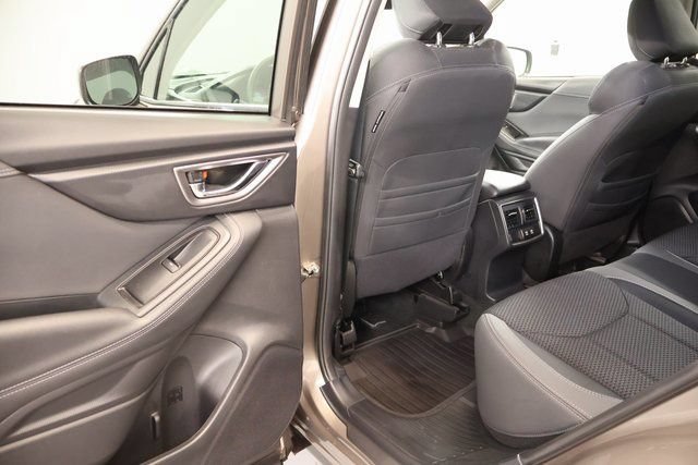 Certified 2024 Subaru Forester Premium AWD/4WD image 26