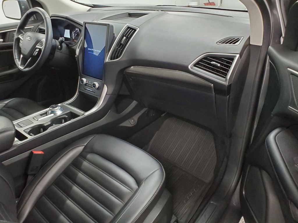 Used 2022 Ford Edge SEL w/ Convenience Package AWD/4WD image 11