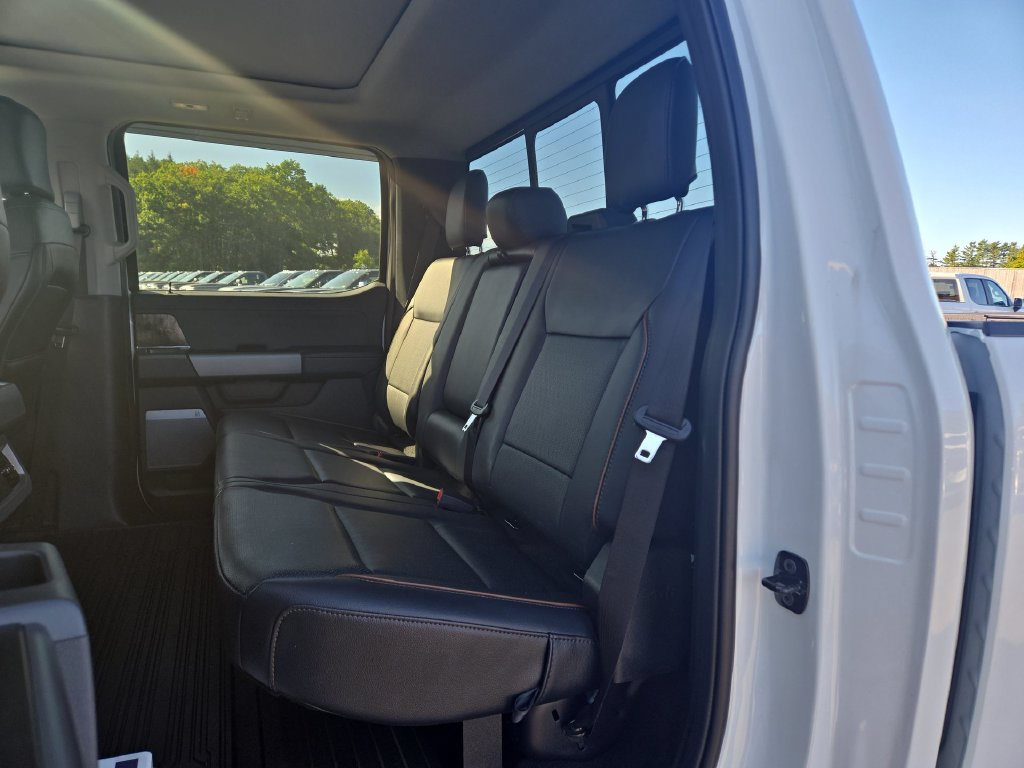 Used 2026 Ford F350 Lariat w/ Lariat Ultimate Package AWD/4WD image 4