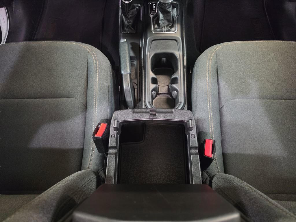 Used 2024 Jeep Wrangler Sport S image 17