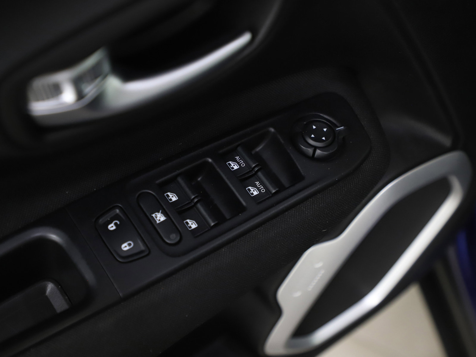 Used 2018 Jeep Renegade Sport w/ Power & Air Group AWD/4WD image 19