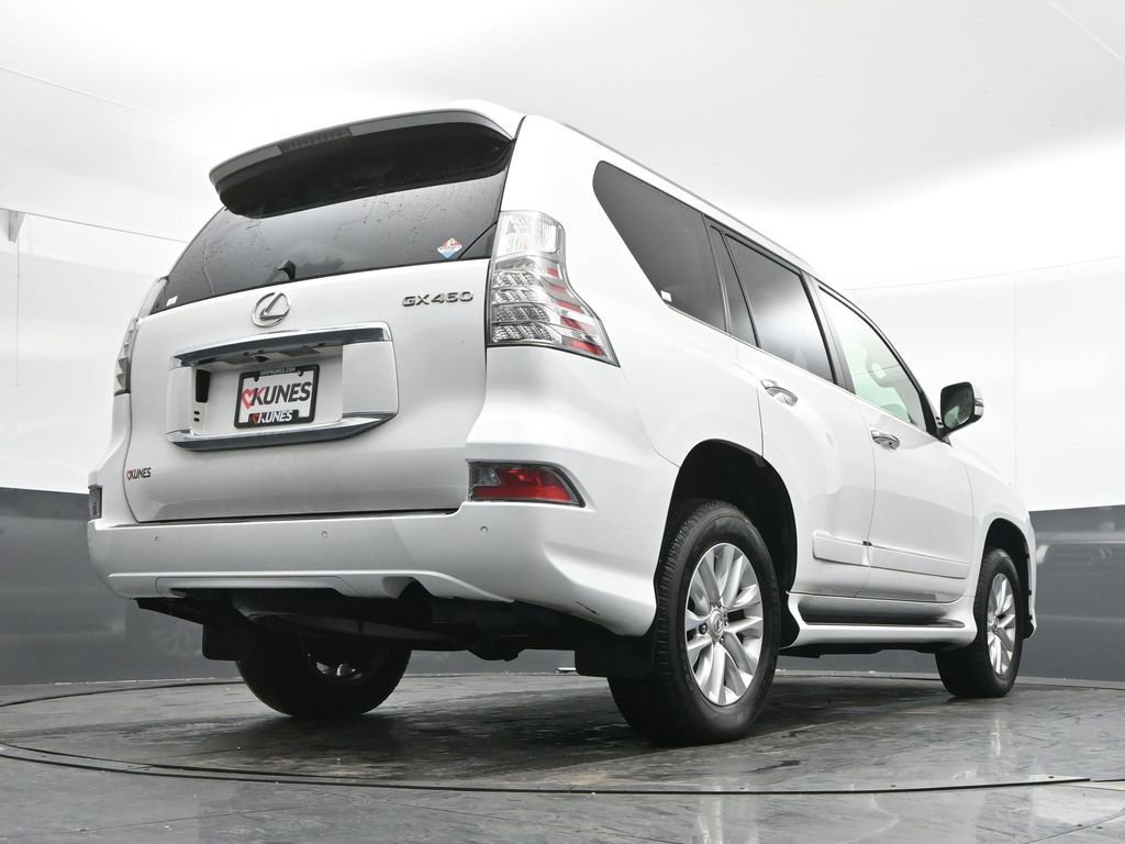 Used 2019 Lexus GX 460 image 43