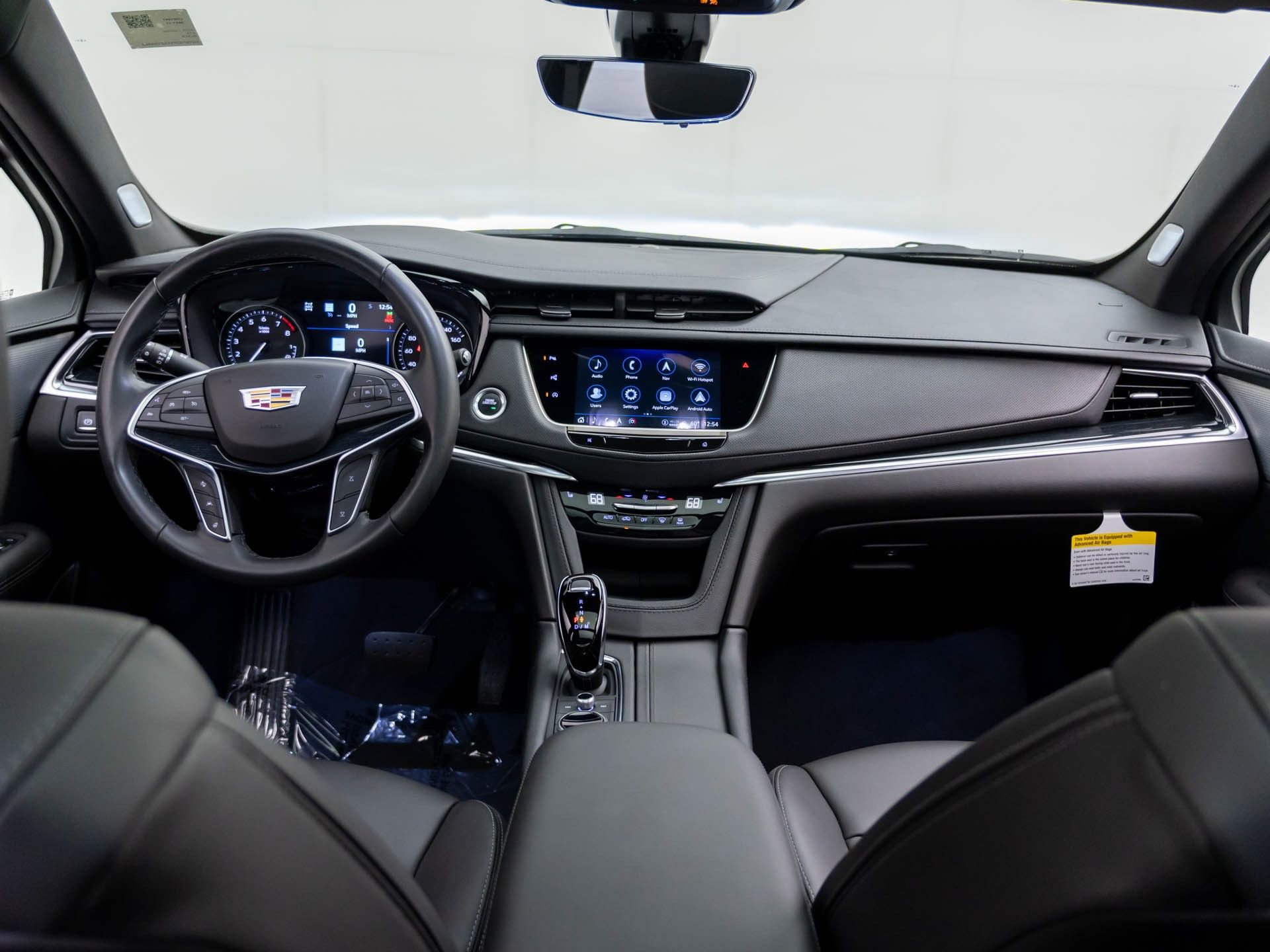 Certified 2025 Cadillac XT5 Premium Luxury w/ Technology Package AWD/4WD image 12