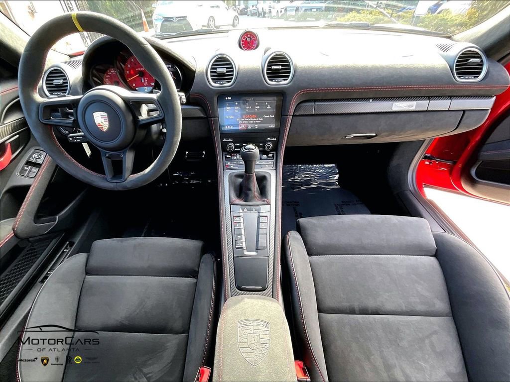 Used 2025 Porsche 718 Cayman GT4 RS image 13