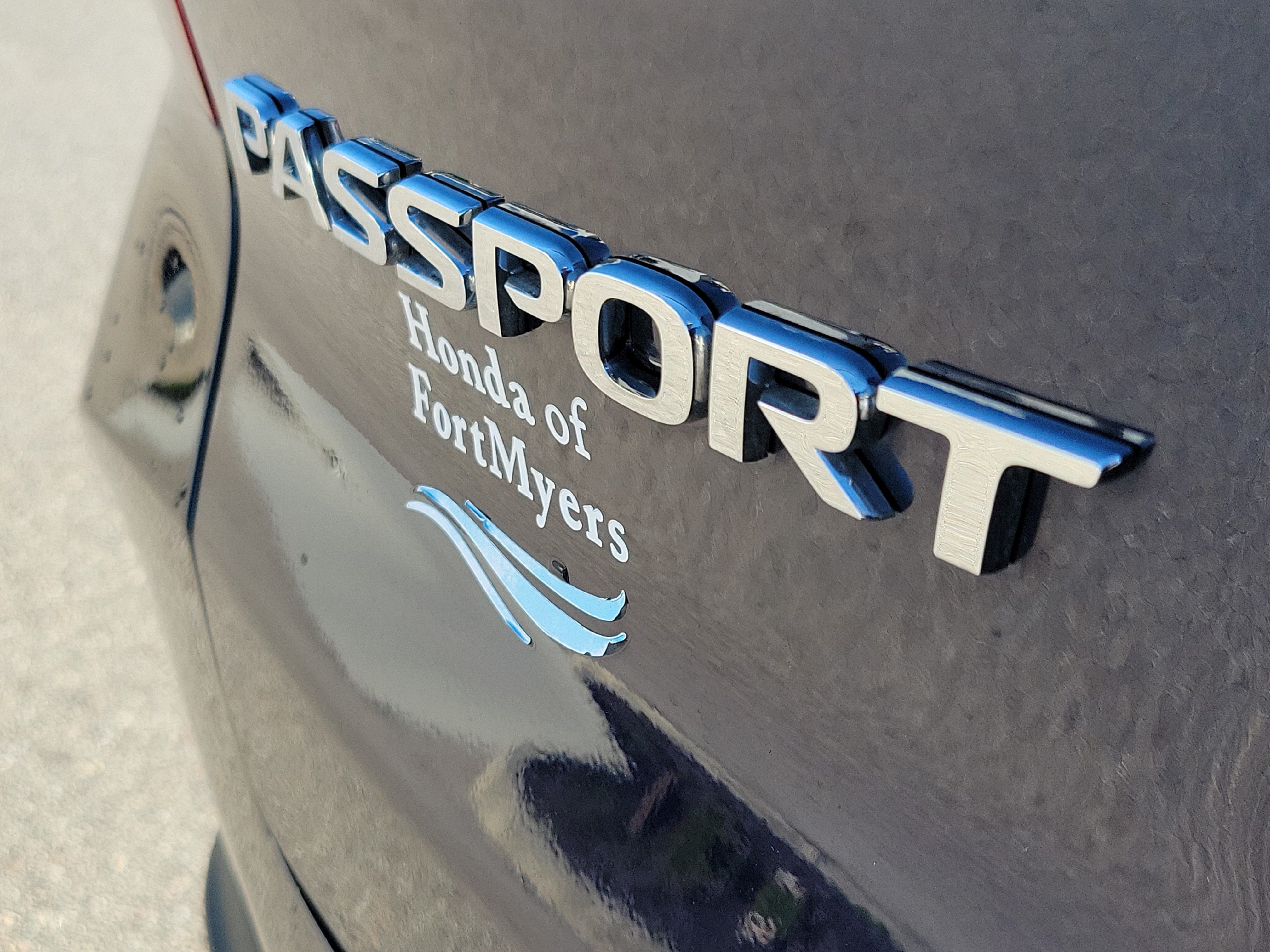 Used 2023 Honda Passport EX-L image 9