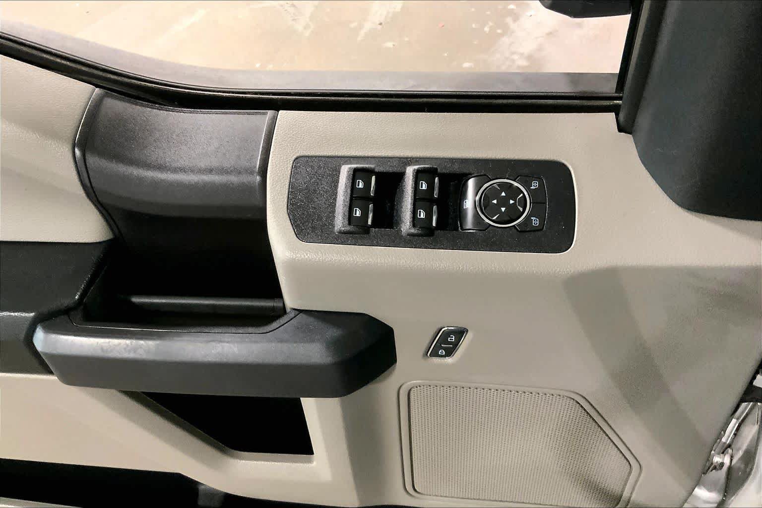 Used 2018 Ford F150 XL w/ Equipment Group 101A Mid AWD/4WD image 36