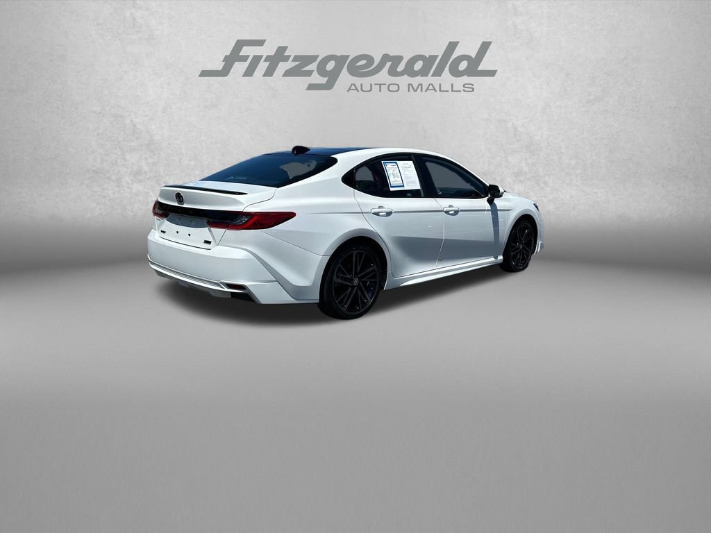 Used 2025 Toyota Camry XSE FWD image 16
