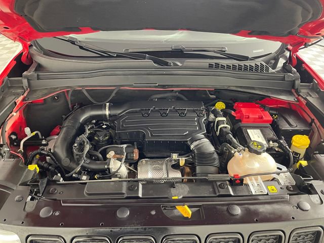 Certified 2022 Jeep Renegade Latitude AWD/4WD image 23