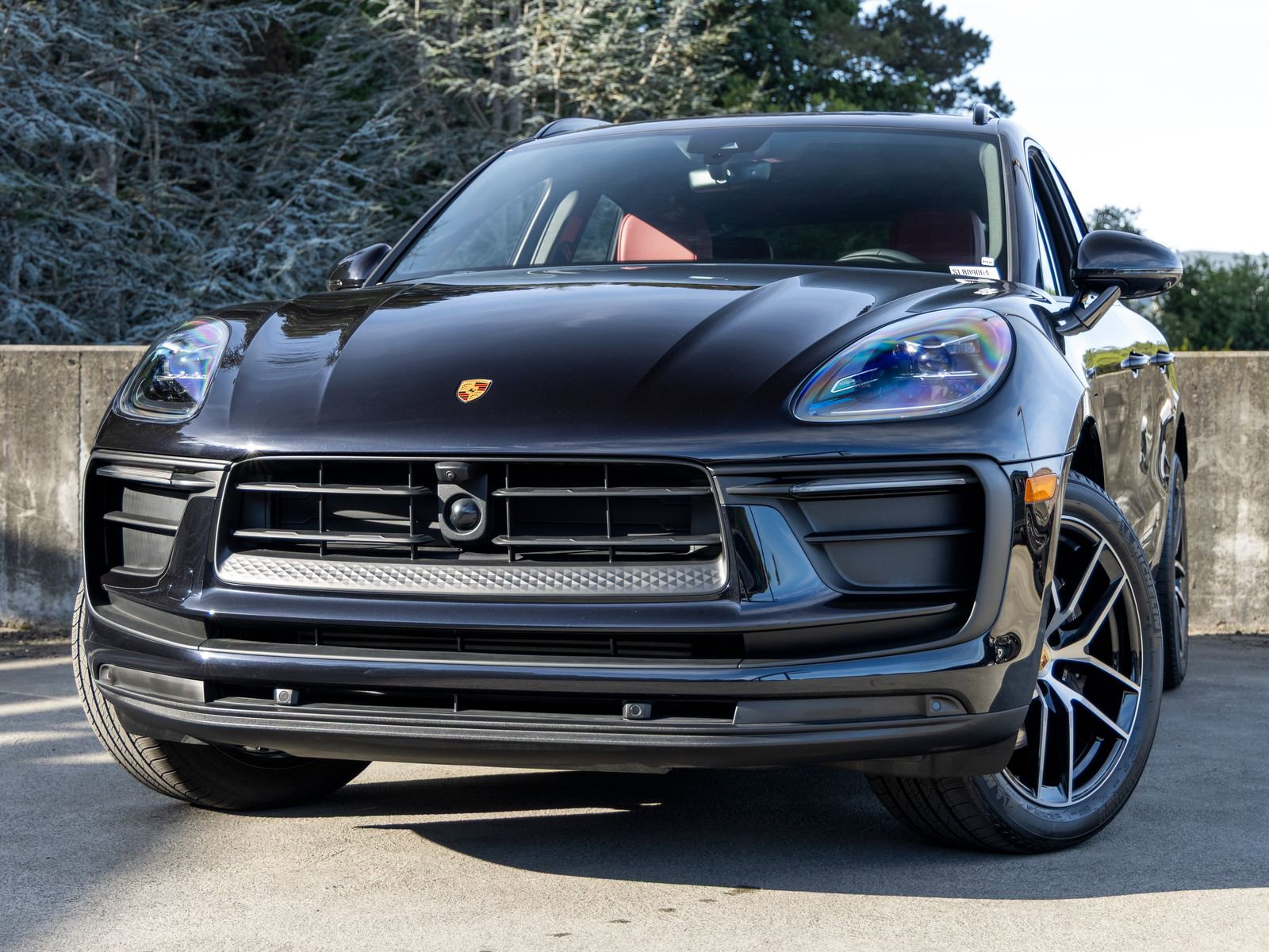 New 2025 Porsche Macan image 7