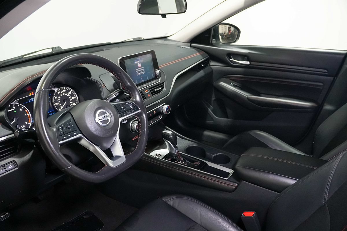 Used 2022 Nissan Altima 2.5 SR FWD image 18