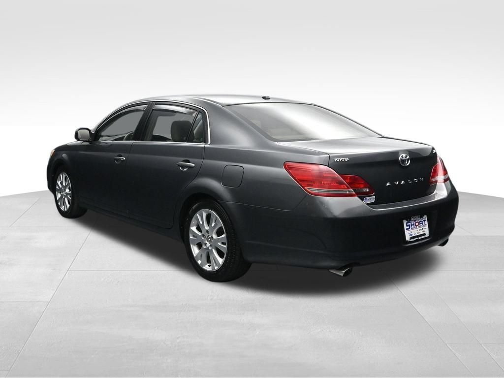 Used 2009 Toyota Avalon XLS FWD image 3