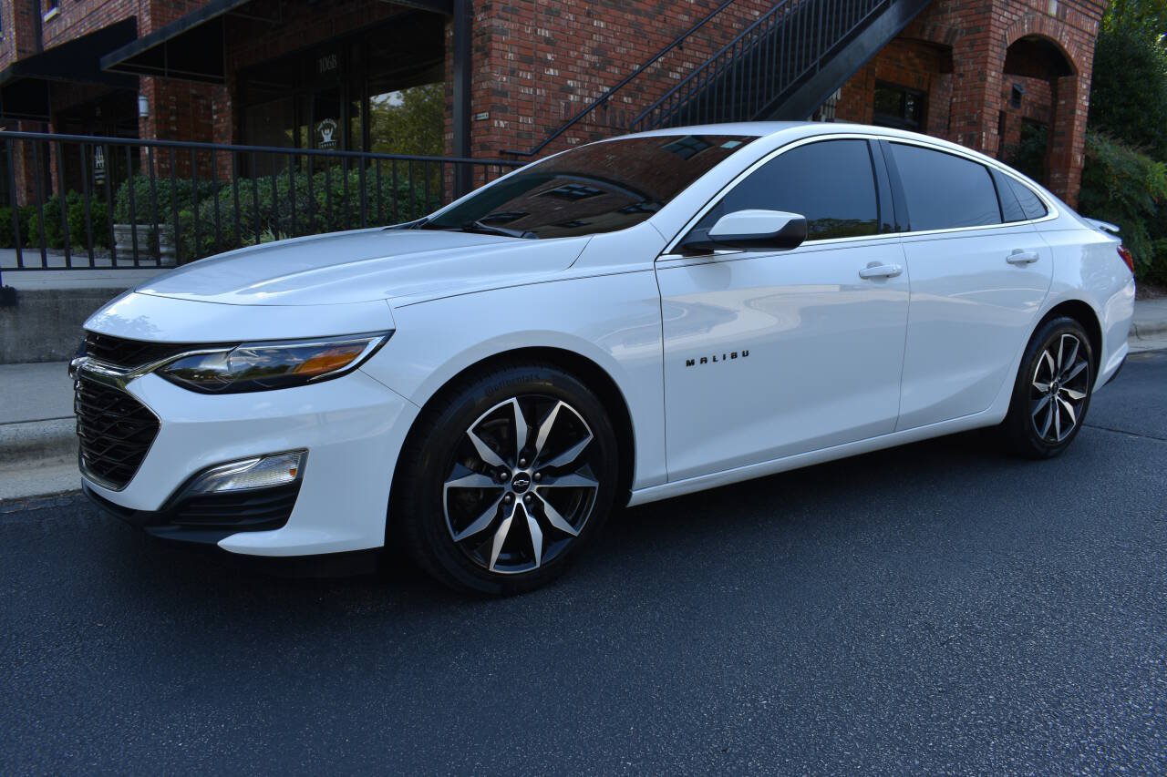 Used 2023 Chevrolet Malibu RS FWD image 2