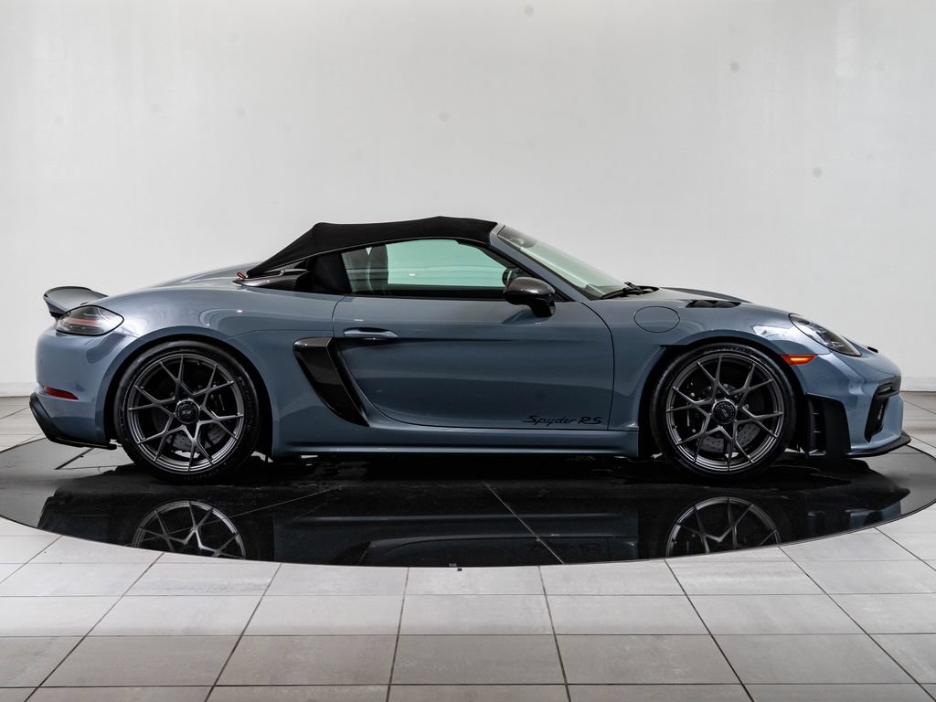 Certified 2024 Porsche 718 Boxster Spyder RS RWD image 9