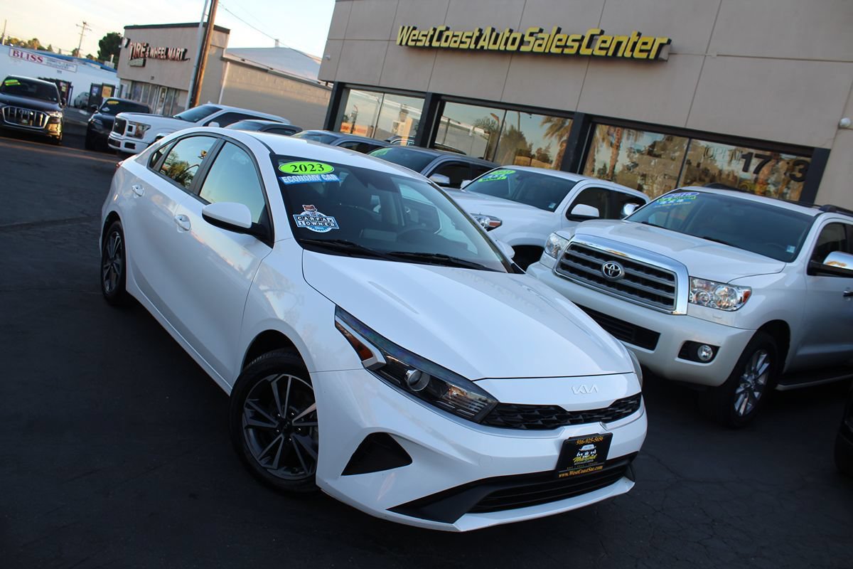 Used 2023 Kia Forte LXS FWD image 33