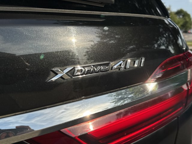 Used 2021 BMW X7 xDrive40i w/ Luxury Seating Package AWD/4WD image 7