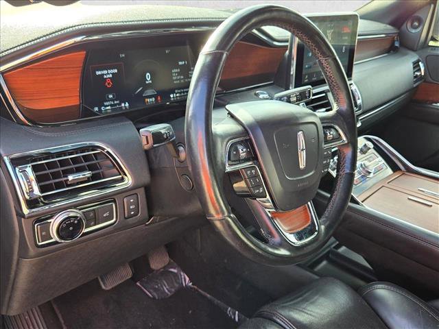 Used 2020 Lincoln Navigator L Reserve image 9
