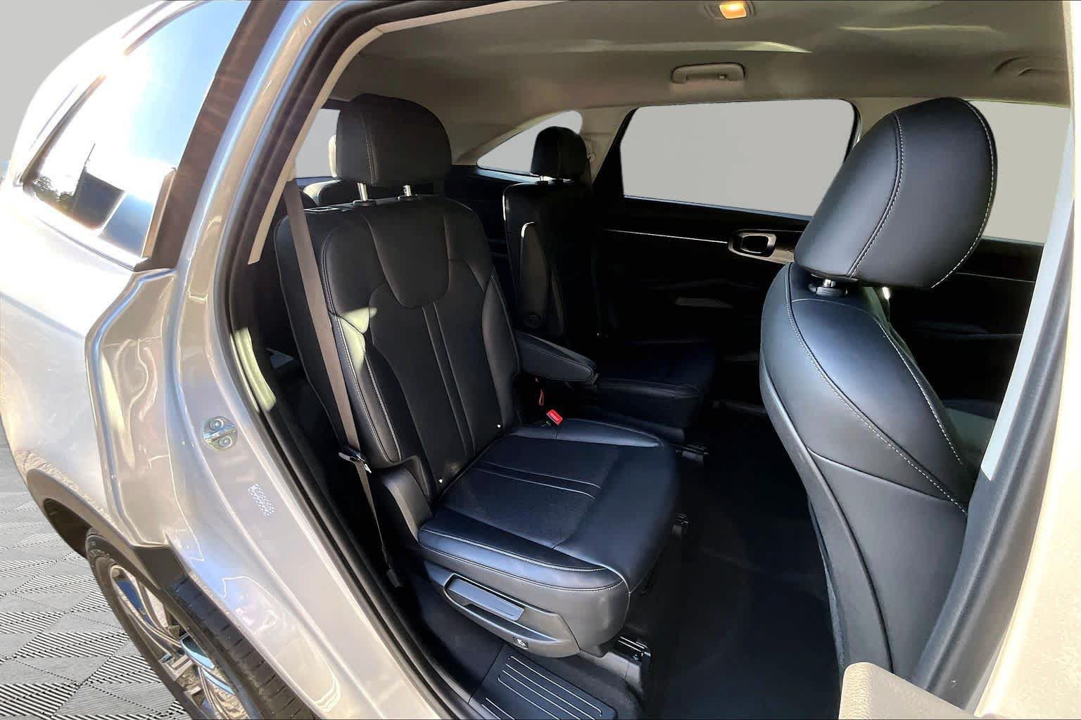 Used 2023 Kia Sorento EX AWD/4WD image 20