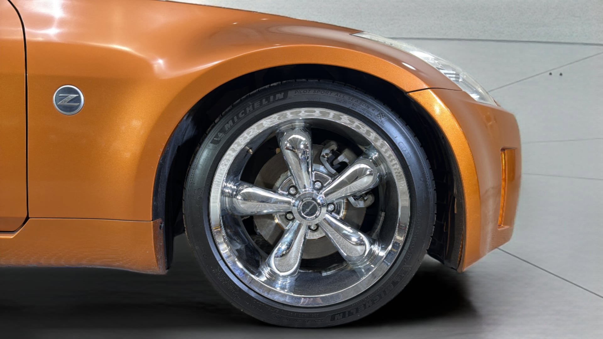 Used 2006 Nissan 350Z Enthusiast w/ (K96) Aerodynamics Pkg RWD image 34