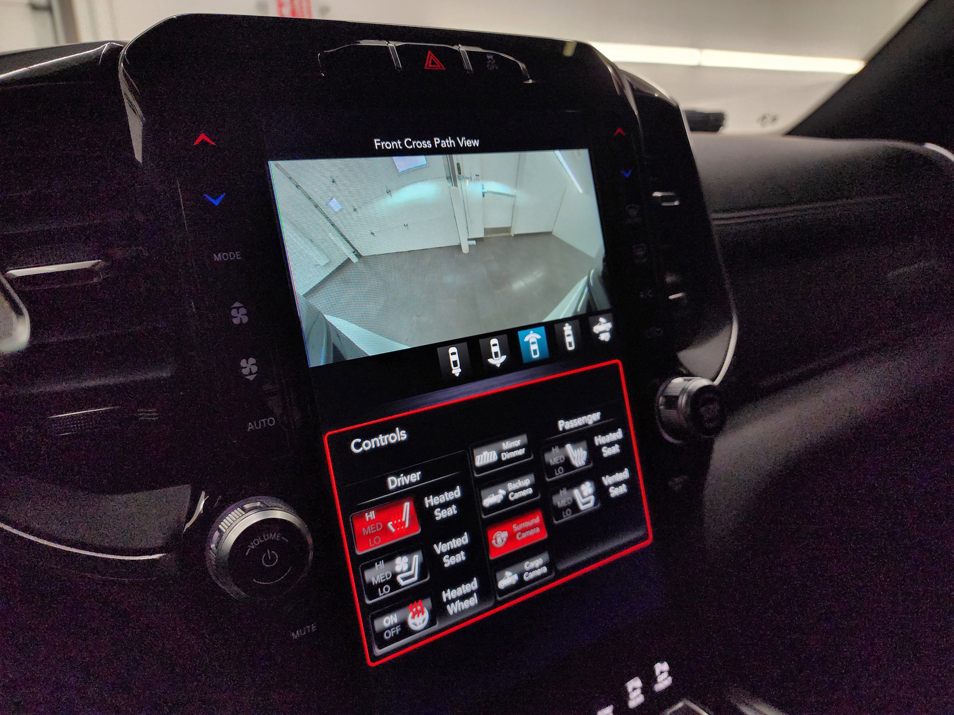 Used 2021 RAM 3500 Laramie w/ Night Edition image 18