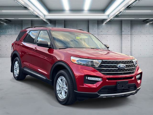 Used 2023 Ford Explorer XLT w/ Equipment Group 202A AWD/4WD image 23