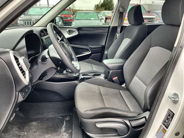 Used 2020 Kia Soul LX image 15