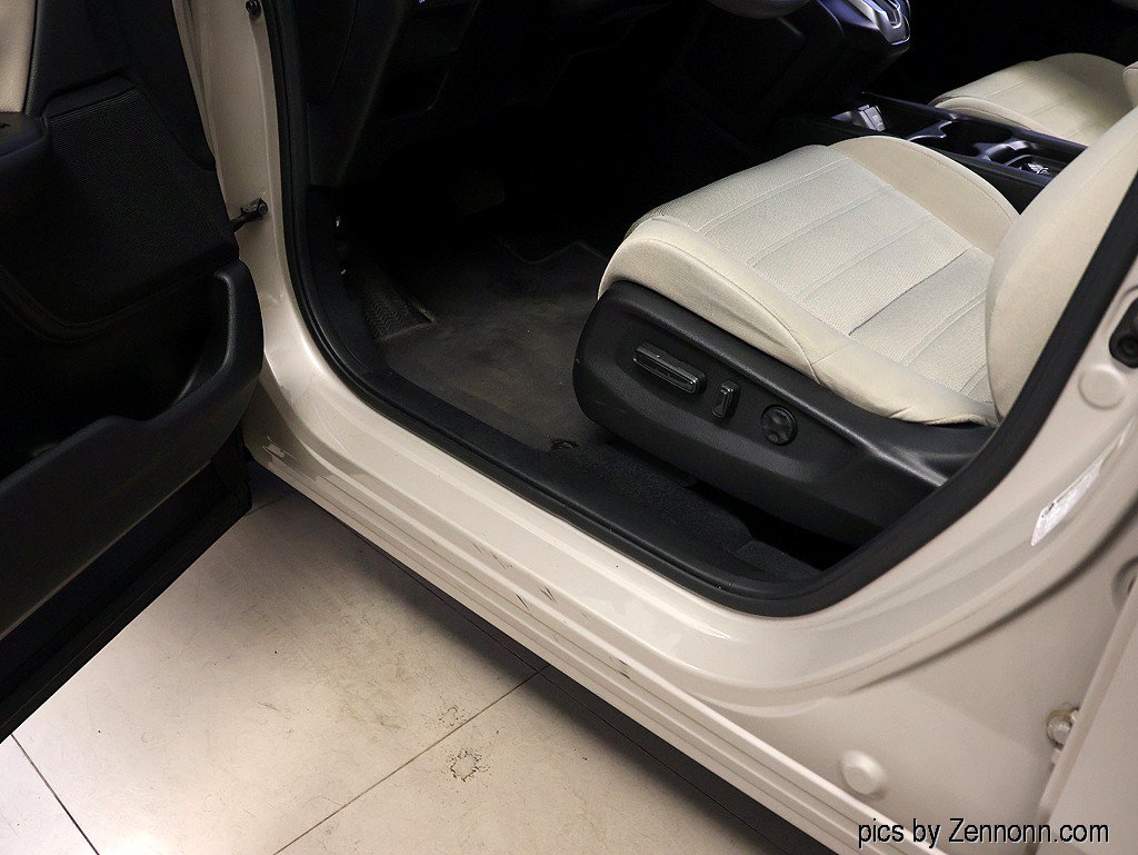 Used 2019 Honda CR-V EX image 23