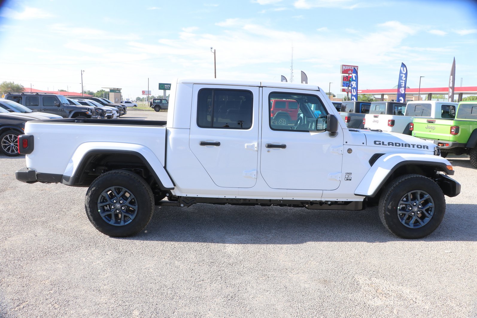 New 2026 Jeep Gladiator Mojave AWD/4WD image 8