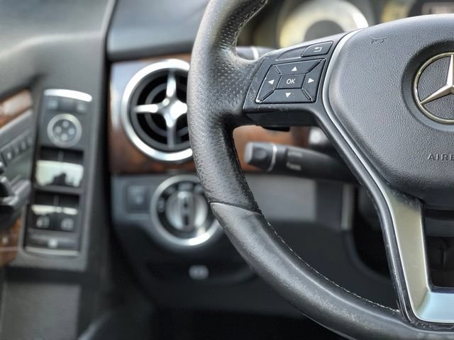 Used 2015 Mercedes-Benz GLK 350 4MATIC image 33
