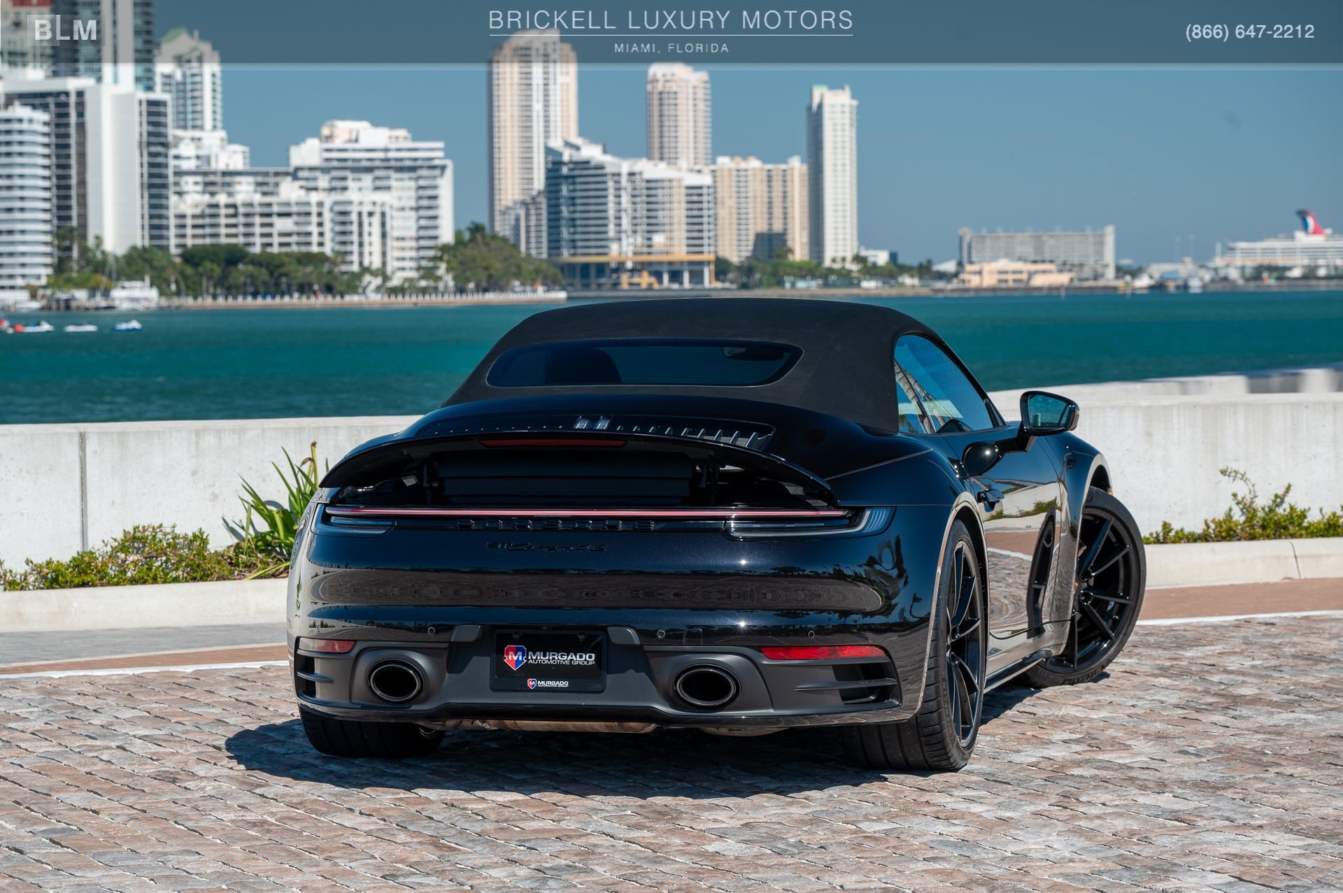 Used 2021 Porsche 911 Carrera 4S w/ Sport Package image 3