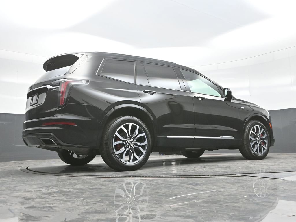 Certified 2025 Cadillac XT6 Sport w/ Platinum Package AWD/4WD image 26