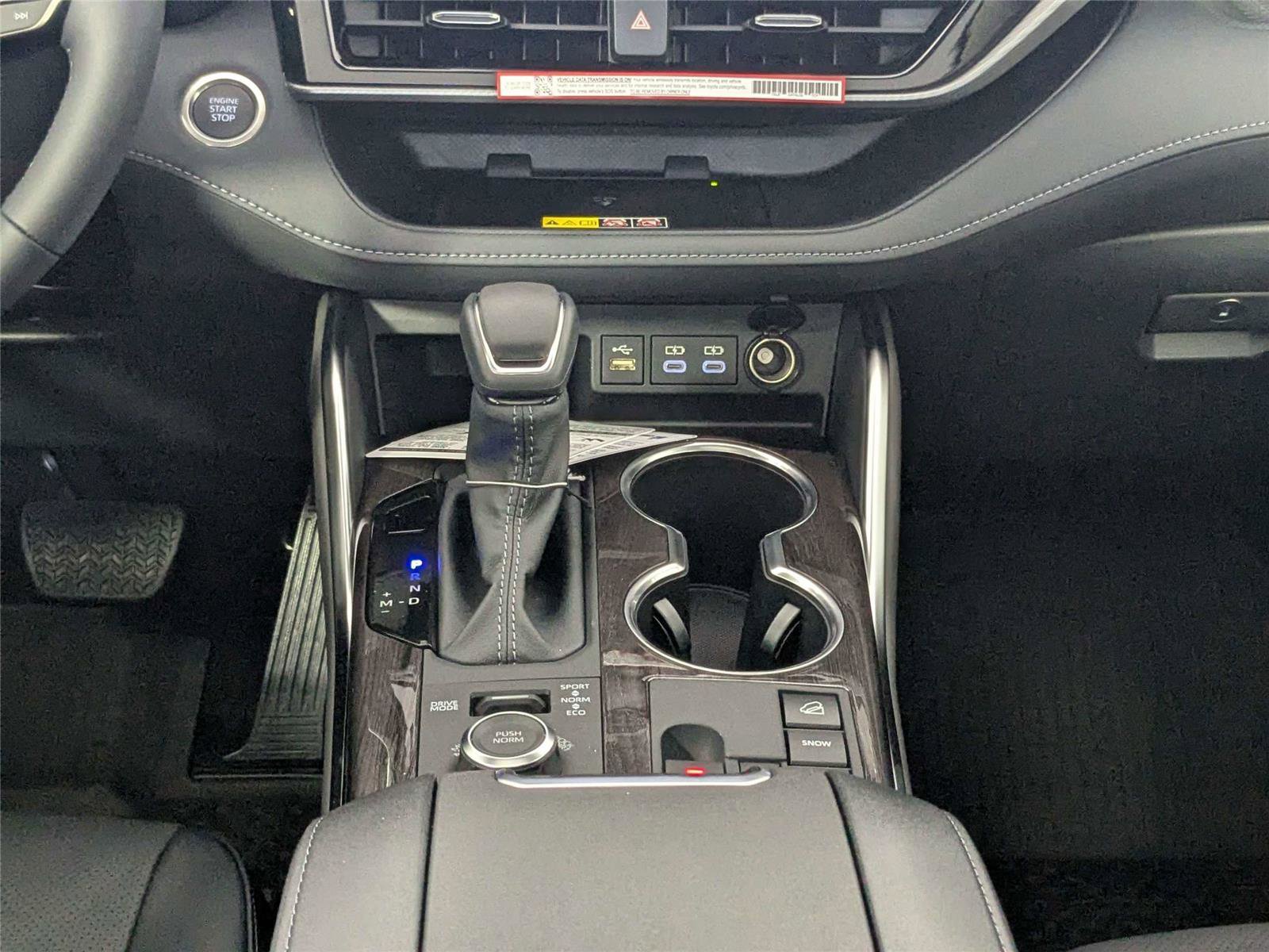 New 2026 Toyota Highlander Platinum AWD/4WD image 32