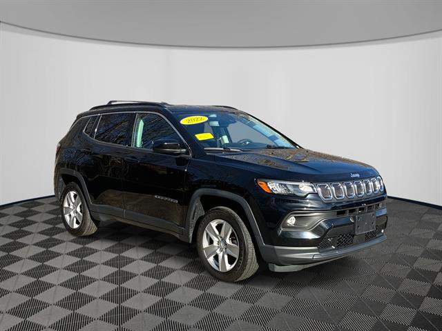 Certified 2022 Jeep Compass Latitude image 3