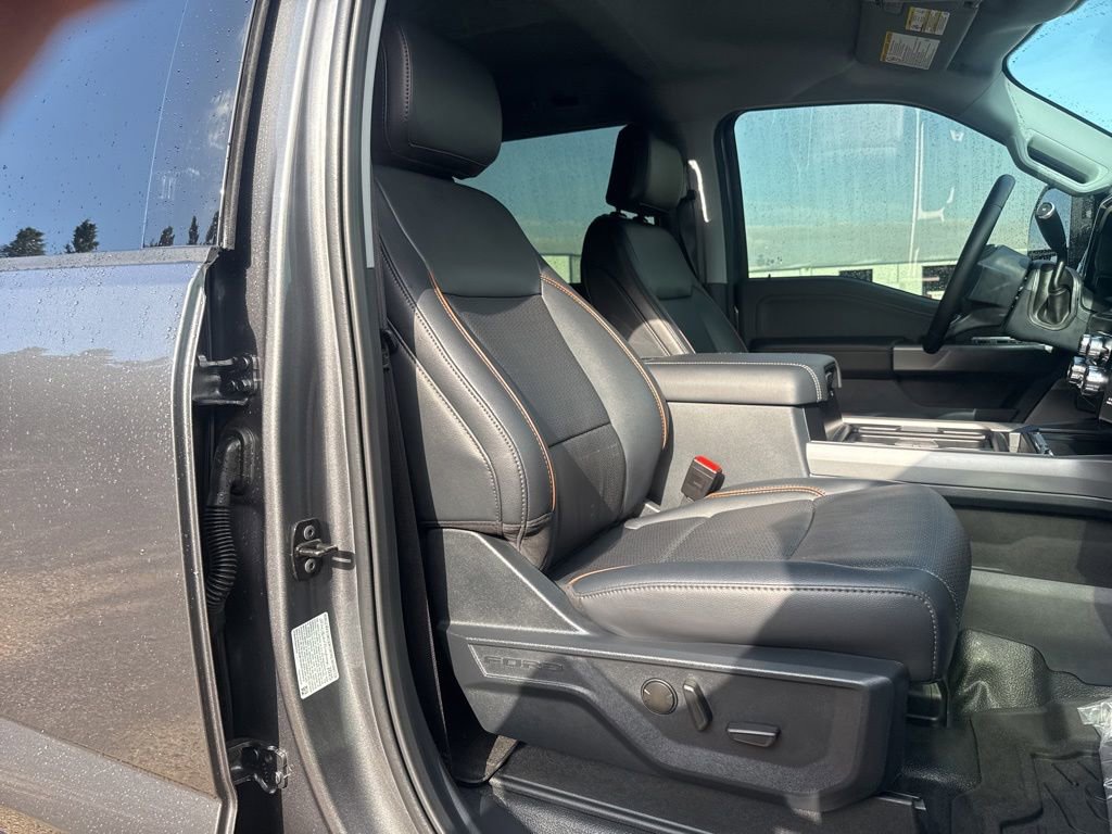 Used 2026 Ford F450 Lariat w/ Camper Package AWD/4WD image 36