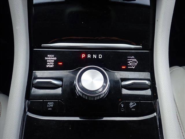 Used 2022 Jeep Grand Cherokee Overland w/ Advanced Protech Group III AWD/4WD image 21