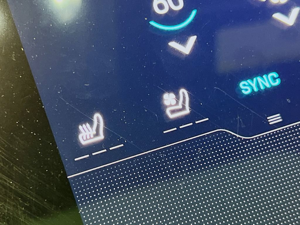 New 2026 Porsche Taycan image 23