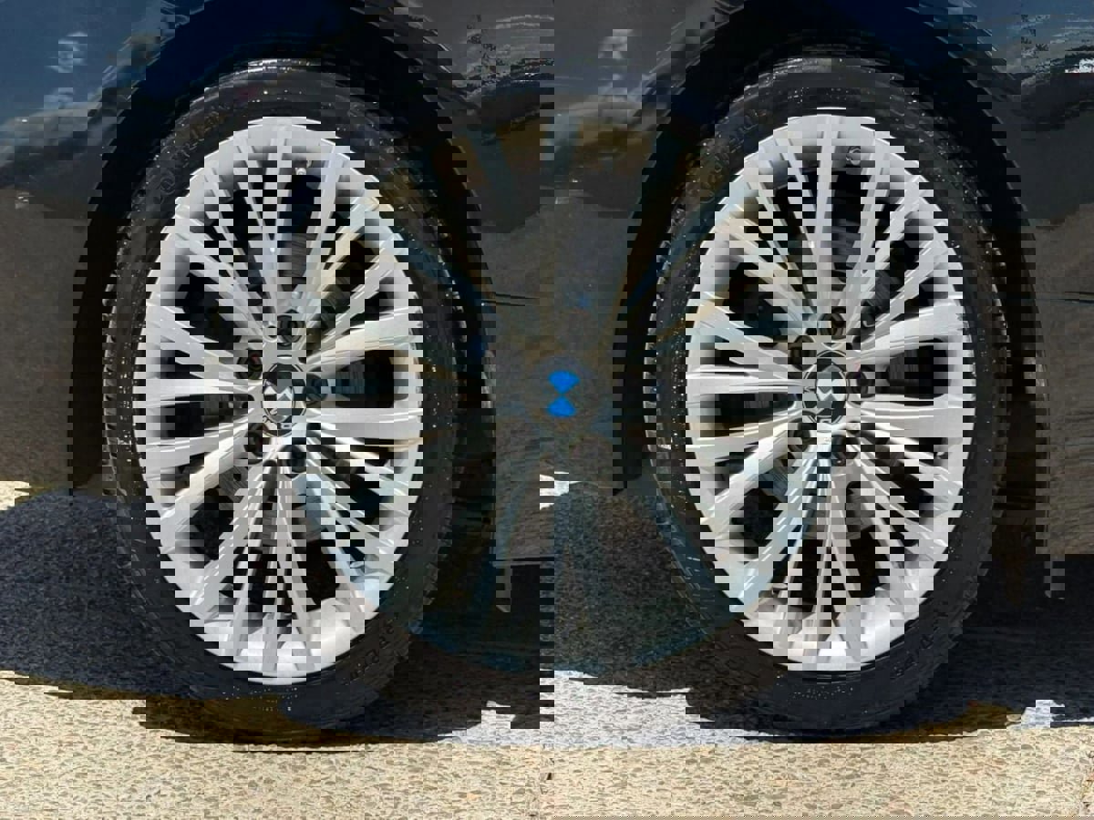 Used 2012 BMW Z4 sDrive35i image 35