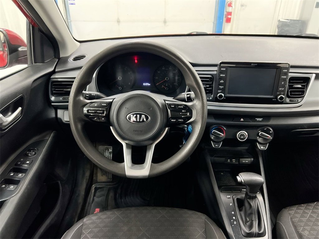 Used 2019 Kia Rio S image 11