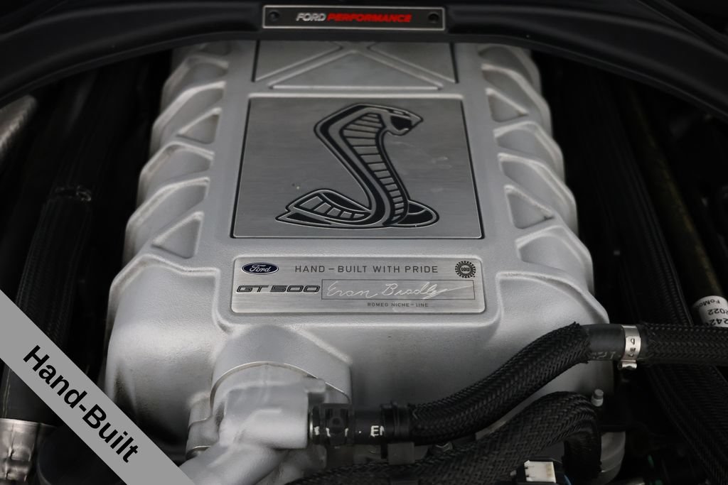 Used 2022 Ford Mustang Shelby GT500 w/ Carbon Fiber Track Pack RWD image 6