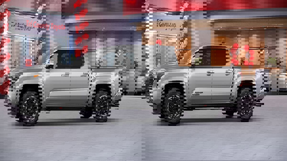 New 2025 Toyota Tacoma TRD Sport image 3