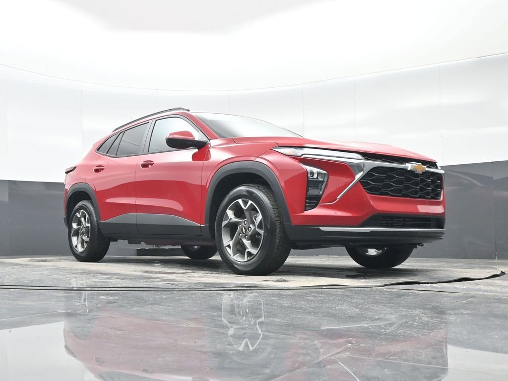 New 2026 Chevrolet Trax LT w/ Sunroof Package image 33