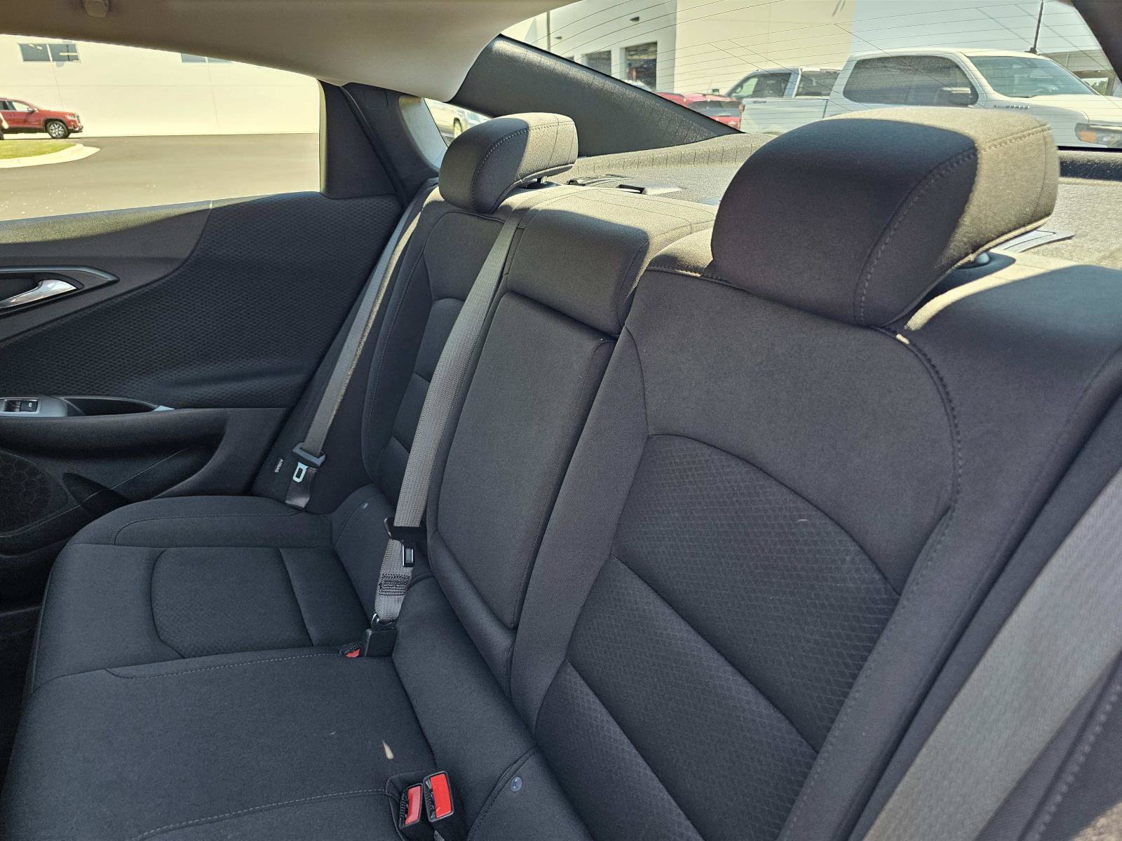 Used 2025 Chevrolet Malibu LT FWD image 31