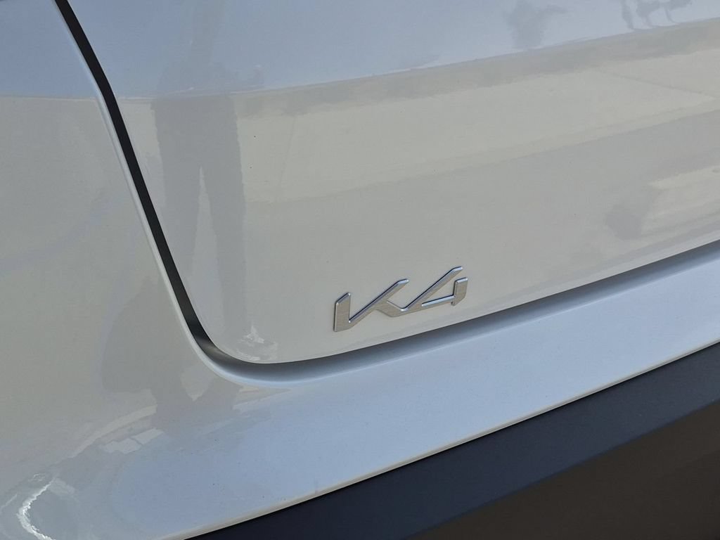 New 2026 Kia K4 FWD image 32