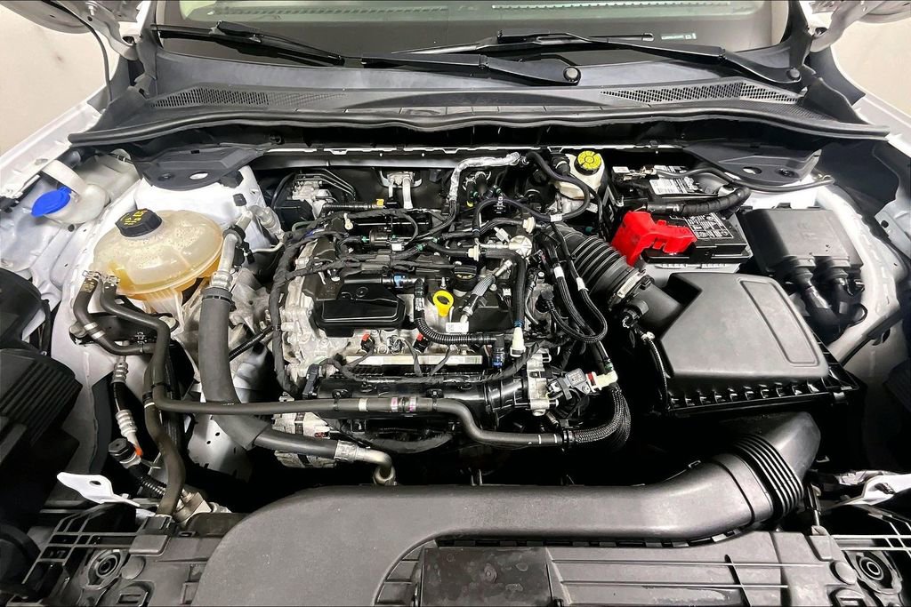 Used 2020 Ford Escape SE image 9