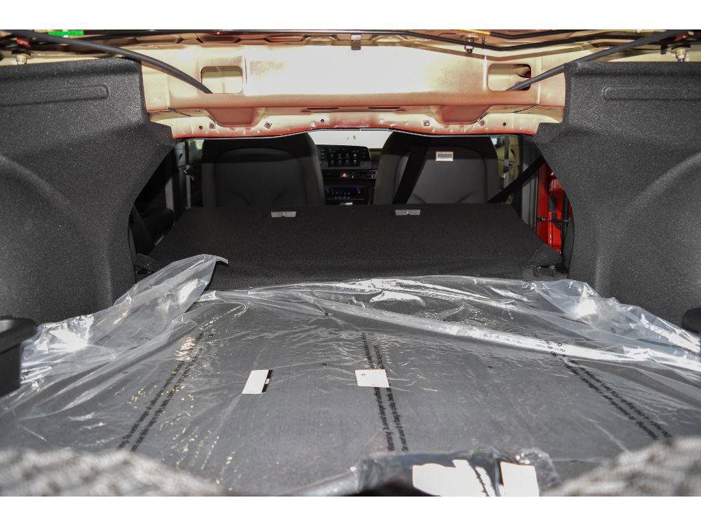 New 2025 Hyundai Elantra Sport image 77