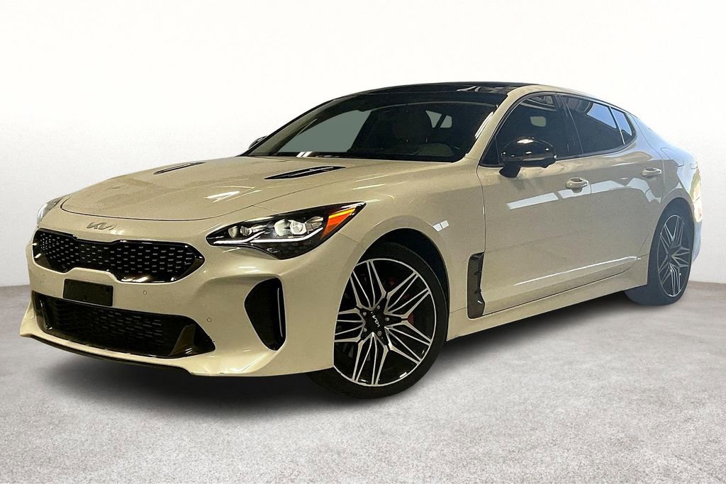 Used 2023 Kia Stinger GT2 image 14
